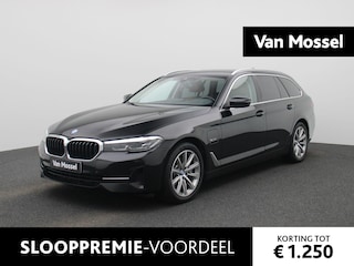 BMW 5-serie Touring 530e | Navigatie | Leder | Camera | Trekhaak