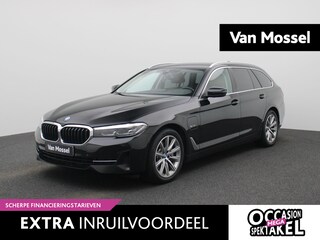 BMW 5-serie Touring 530e | Navigatie | Leder | Camera | Trekhaak