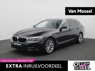 BMW 5-serie Touring 530e | Navigatie | Leder | Camera | Trekhaak