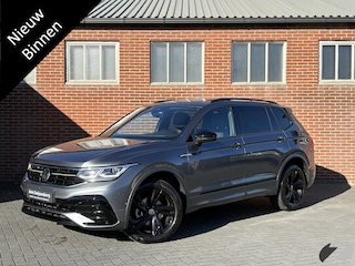 Volkswagen Tiguan 1.5 TSI R-Line |Pano|Trekhaak|Memory|