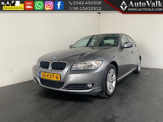 BMW 316i Business Line. Navi. Clima!