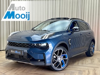 Lynk & Co 01 1.5 Hybride 261 PK / SLECHTS 42.179 KM / Panoramadak / 360 Camera / Infinity Sound / Adaptive Cruise / Memory Seat / Apple Carplay