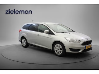 Ford Focus 1.0 wagon Edition - Airco, Trekhaak