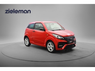 Ligier JS50 dCi Elegance - 2020 - 7.387 Km - Leer