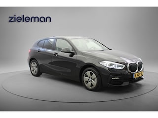 BMW 118i Automaat - Digitaal Cockpit, Carplay, Camera, Clima, Cruise