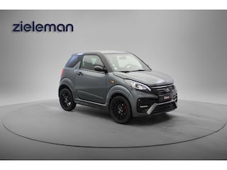 Ligier JS50 dCi Elegance - 2022 - 6.903 Km - Camera, Leer, Stuurbekrachtiging