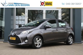Toyota Yaris 1.5 HYBRID TR BITONE, All Season banden, Camera etc.