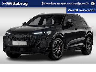 Audi Q5 2.0 TFSI e-hybrid quattro S edition Competition | Panoramadak | Luchtvering | 20 Inch | Trekhaak |