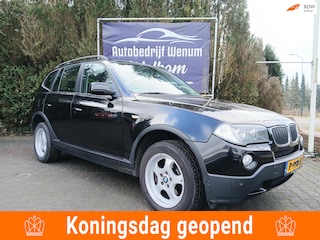 BMW X3 2.0i Trekhaak, PDC, LM velgen, 6- bak,enz.