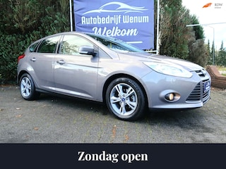 Ford Focus 1.0 EcoBoost Edition Plus, Slechts 49566 km, Climate control, Metallic, enz