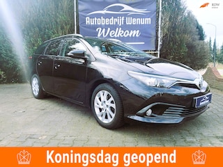 Toyota Auris Touring Sports 1.2T Aspiration Afneembare trekh, Lane assist, LM velgen, cruisecontrol, enz.