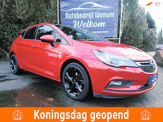 Opel Astra 1.0 Edition Climate & Cruise control, Sport pakket, LM velgen, PDC, enz.
