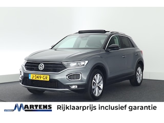 Volkswagen T-Roc 1.5 TSI 150pk DSG Style Trekhaak Camera Stoelverwarming Led Panoramadak Navigatie