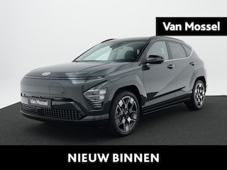 Hyundai Kona Premium Sky 64.8 kWh | Panoramadak | Stoelverkoeling | 360 Camera | Adaptieve Cruise Control | Climate Control | Stoelverwarming