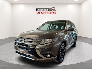 Mitsubishi Outlander 2.0 PHEV Premium Leder, Trekhaak, Navi, Camera, PDC!