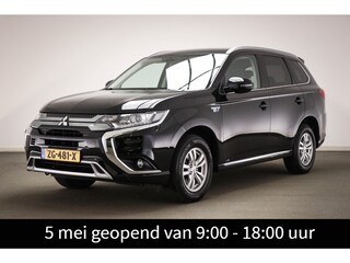 Mitsubishi Outlander 2.4 PHEV Pure | HALF LEDER | DAB | CAMERA