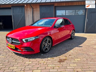 Mercedes-Benz A-klasse 180 Business Solution AMG Night Upgrade .NL AUTO ,DEALER ONDERHOUDEN.