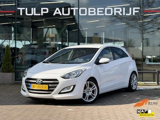 Hyundai i30 1.6 GDi GO! Airco Clima Nav Camera NLauto NAP
