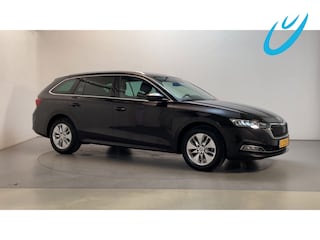 Skoda Octavia Combi 1.0 e-TSI DSG Business Edition Navigatie Parkeersensoren App-Connect DAB+