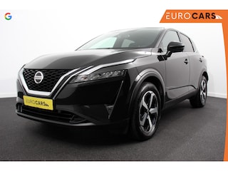 Nissan Qashqai 1.3 DIG-T 158 pk Automaat N-Connecta Navigatie Apple Carplay/Android Auto Adaptive Cruise Control Parkeersensoren 360 camera Park Assist Lane Assist Stoel- en stuurwielverwarming Verwarmde voorruit LED koplampen Privacy Glass Trekhaak