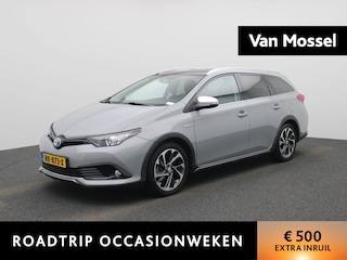 Toyota Auris 1.8 Hybrid Comfort | Automaat | Panoramadak | Camera | Trekhaak | Climate Control |