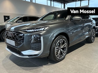 Audi Q3 1.5 200kW e-hybrid S edition 272 PK | Navigatie | Apple Carplay | Adaptieve cruise control | 19" Lm Velgen | Achteruitrij camera | Airco