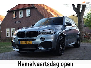 BMW X5 XDrive35i High Executive Aut. | M-Performance pakket | 22 Inch | Panorama | Rijstrooksensor | Cruise | Sportuitlaat |