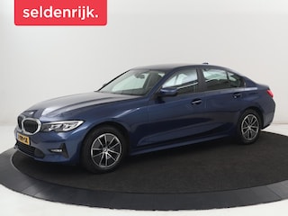 BMW 320i Executive Edition | Sportstoelen | Carplay | Live Cockpit | Half leder | Navigatie | Full LED | Climate control | Parkeerhulp | Cruise control | Bluetooth