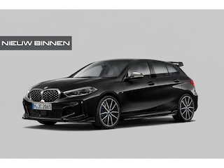 BMW M135i xDrive High Executive Edition | M Performance | Stoelverwarming | Cruise Control | Adaptive LED | Ambiance Verlichting | HIFI | Grootlichtassistent | M Sport Remmen