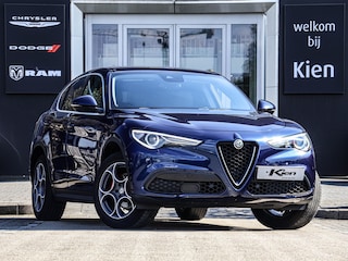 Alfa Romeo Stelvio 2.0 T AWD B-Tech | Navigatie |