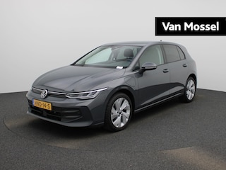 Volkswagen Golf 1.5 eHybrid Life Edition | 17 inch velgen | Automaat | Stoel/stuur verwarming | Achteruitrijcamera | Apple Carplay/Android auto |