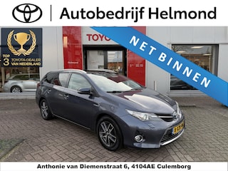 Toyota Auris Touring Sports 1.8 Hybrid Lease Plus
