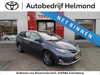 Toyota Auris Touring Sports 1.8 Hybrid Lease Plus
