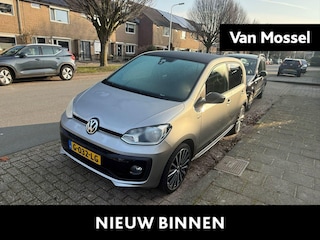 Volkswagen Up 1.0 BMT high up! 60 PK| Origineel Nederlands | 1e Eigenaar | Navigatie | Achteruitrijcamera | Climatronic | Stoelverwarming | Parkeersensoren Achter