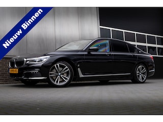 BMW 740Le 327 pk xDrive iPerformance / Nieuwstaat/ Dealer.ond/ Bowers&Wilkins/ Achteras-Sturing/ Pano-dak/ Head-Up/ Keyless/ Lucht-Vering/ Nappa-Leder/ Soft-Close/ 19'' LMV