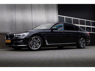BMW 740Le 327 pk xDrive iPerformance / Nieuwstaat/ Dealer.ond/ Bowers&Wilkins/ Achteras-Sturing/ Pano-dak/ Head-Up/ Keyless/ Lucht-Vering/ Nappa-Leder/ Soft-Close/ 19'' LMV