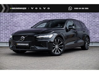 Volvo V60 2.0 T6 Plug-in hybrid AWD Plus Dark | Adaptieve Cruise Control | Panoramadak | Trekhaak | Parkeercamera | Stoel-/Stuurverwarming | Sportstoelen | Dodehoek Detectie |