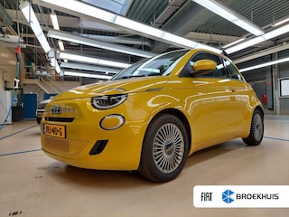 Fiat 500 1.0 Hybrid Torino Launch Edition 8 Jaar Garantie! | Navigatie | Dodehoek-Detectie | Full-LED | Parkeersensoren | !!