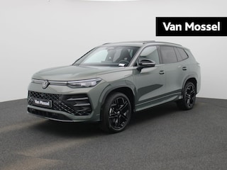 Volkswagen Tayron 1.5 eHybrid R-Line Edition 204 PK| Origineel Nederlands | 1e Eigenaar | Trekhaak | Panoramadak | Navigatie | Dodehoeksensoren | Achteruitrijcamera | Sfeerverlichting