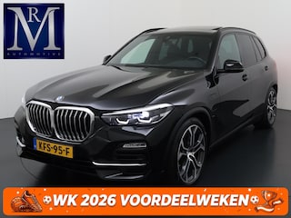BMW X5 xDrive45e High Executive HARMAN KARDON| ELEK. TREKHAAK|ELEK. SCHUIF/ KANTELDAK| ACHTERBANK VERWARMING| HEAD-UP DISPLAY| DODE HOEK SENSOR| CAMERA| ACHTERAS BESTURING