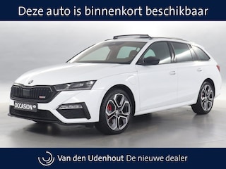 Skoda Octavia Combi 1.4 TSI RS iV 245pk PHEV Business / Panoramadak / Trekhaak / Head Up / Memory / Wordt Verwacht