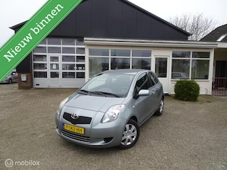 Toyota Yaris NIEUWE KOPPELING) 1.3 VVTi Luna