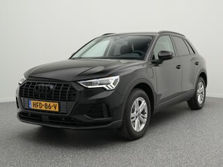 Audi Q3 45 TFSI e 245 PK edition | LED | Trekhaak | Climate Control | Navigatie via Smartphone | Stoelverwarming | Side assist |