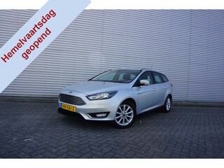 Ford Focus Wagon 1.0 Titanium Edition Climate / Navi / Cruise / Parkeers. / Trekhaak / Lm velgen