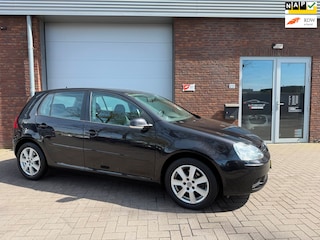 Volkswagen Golf 1.6 FSI Trendline Business|AIRCO|NIEUWE APK