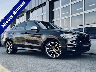 BMW X6 M50d | 380 pk | Schuifdak | Stoelventilatie | Leer | Adaptive Cruise | Camera | Trekhaak | Head-Up | 21" | M-pakket | Marge
