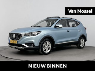 MG ZS EV Luxury 45 kWh 143PK | Trekhaak | Schuif-/Kanteldak | Adaptieve Cruise Control | All Season Banden | Stoelverwarming | Apple CarPlay & Android Auto