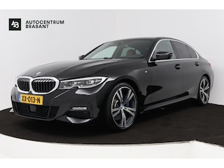 BMW 330i High Executive Edition (STOELVERWARMING, SFEERVERLICHTING, ACHTERUITRIJCAMERA, NAVIGATIE, PARKEERSENSOREN)
