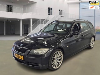 BMW 3-serie Touring 320i Business Line