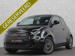Fiat 500 Icon 42 kWh | LED | Carplay | 93,5 SoH | Achteruitrij-Camera | Stoelverwarming | Cruise Control | DAB | PDC V+A | Dodehoek Detectie | Digitaal Display | Lane Assist | DAB Radio | Navi |